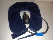 Pneumatyczny kołnierz do trakcji i odciążenia kręgosłupa szyjnego