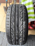 Cztery opony WV Bus.