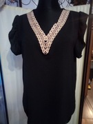 Klasyczna bluzka z haftem czarna 