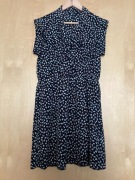 Sukienka w serduszka, marki Cutie r. 40