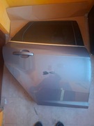 Drzwi prawy tyl Ford Focus mk3 2011 Kombi Kolor lakieru VB