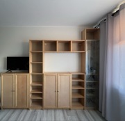 Okazja! Meblościanka z ozdobną witryną 