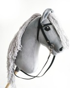 Hobby Horse LUNA A3 – duży konik na patyku + ogłowie + wodze + medalik