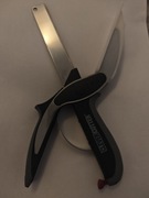 Clever Cutter 2w1 – nożyce kuchenne z deską do krojenia