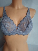 Biustonosz TRIUMPH 80B