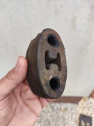 Wieszak gumowy tłumik Volvo XC40 oryginalny