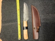 Nóż Damast kuty z pochwą 