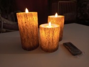 Zestaw 3 Świec LED z Kory Sosnowej – Klimatyczne i Bezpieczne
