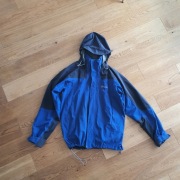 KURTKA TREKINGOWA GORE-TEX Berghaus nylon z chow. kapturem, rozm. L, 3-sez