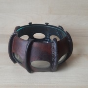 Vintage miseczka w skórzanej oprawie na orzeszki, cukierki, chipsy itp. 