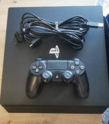 Konsola PS4 Pro 1TB + pad + 2 gry PlayStation 4 Pro