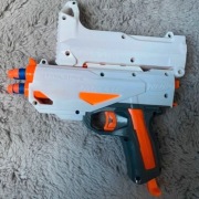 Nerf z składanym tyłem