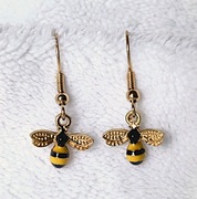 Kolczyki pszczółki owady para emaliowane złotego koloru wiszące bigle