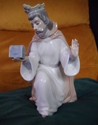 Król Melchior z hiszpańskiej manufaktury Nao by Lladro