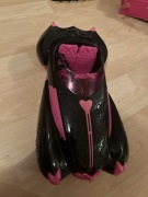 monster high samochód dracula