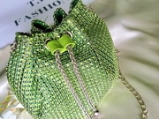 Seledynowy  wizytowy plecaczek