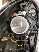 Soczewka  prawa Mercedes w211 