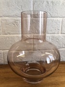 Szklany wazon na kwiaty 