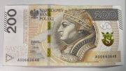 Banknot 200zł 2015r AO 0663648