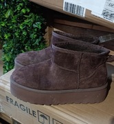 Damskie botki  czekoladowe zamszowe na platformie roz.41
