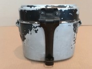 Niemiecka, aluminiowa patelnia menażki z 1942 roku