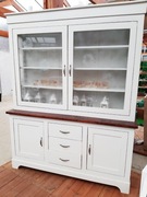 kredens drewniany biały 