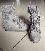 Botki na koturnie frędzle szare rozmiar 38 jaknowe