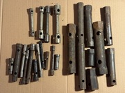 Zestaw starych kluczy rurowych / nasadowych przelotowych, nieczyszczone