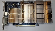 Gigabyte GV-RX 155256D-RH – Radeon X1550 256MB DDR2