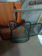 Szyby do malucha tylne boczne 