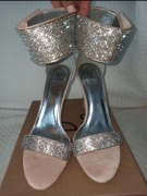 Szpilki z cyrkoniami pudrowy róż rm.40 LU BOO