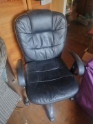 Krzesło biurowe obrotowe ekoskora