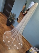 Ozdobny welon ślubny katedralny w kwiaty 3D welon ivory/kremowy/ecru 2,5 m