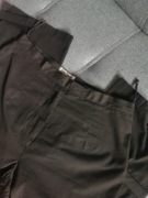 Czarne cienkie spodnie do połowy łydki John Baner