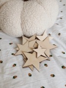 Zestaw drewnianych gwiazdek