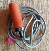 Czujnik zbliżeniowy Schmersal IFL 15-300 L-11TP