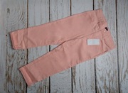 140 Kiabi Różowe krótsze spodnie jeansy rybaczki Kiabi