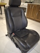 Fotel kierowcy skóra skórzany toyota avensis t25 