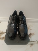 buty garniturowe Boss roz 41 Nowe