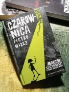 Czarownica piętro niżej - Marcin Szczygielski