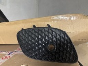 Zaślepka zderzaka prawa Mercedes