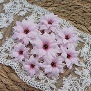 Kwiaty z tkaniny ręcznie robione PM034 poinsecje małe - jasnoróżowe