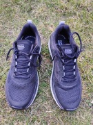 Skechers Max Cushioning Delta stan bdb rozmiar EUR44 - 28,5cm