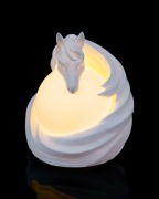 Lampa Stallion Sphere – Elegancja i Magiczny Blask w Twoim Wnętrzu