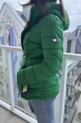 -40%Tommy Hilfiger zielona Puchowa kurtka z kapturem wiązana w pasie M