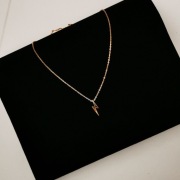 Naszyjnik kobieca grom piorun błyskawica