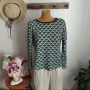 Sweter damski zielono-biały z złotymi zamkami r. 40