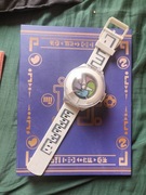 Album z 26 żetonami do Yo Kai watch oraz zegarek