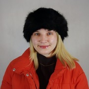 Pluszowa Czarna Zimowa Czapka Damska z Puszku