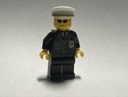 LEGO CITY FIGURKA POLICE cty0094